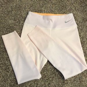 Nike Womens M reversible running leggings- super buttery material!